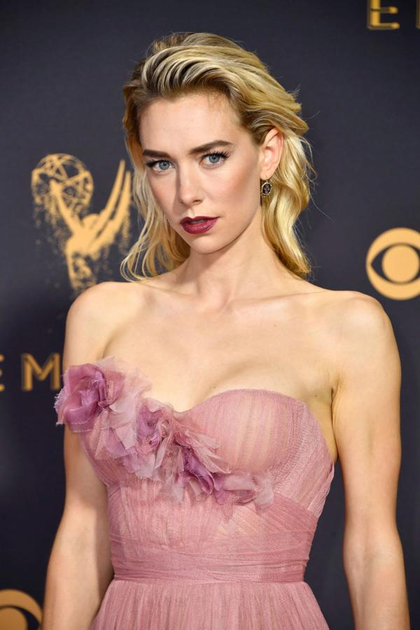 Vanessa Kirby Leaked profile